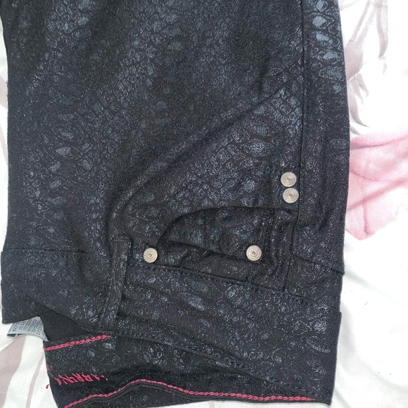 Stylish Black Pants for Women - Picture 6 of 10